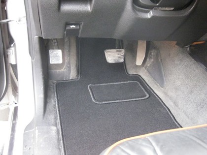 Коврики на Hummer H3 2005 - 2010 в Омске
