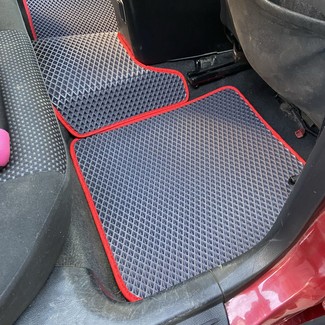 Коврики на Mitsubishi Lancer IX 2000 - 2010 в Омске