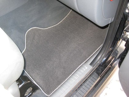 Коврики на Jeep Cherokee (KJ) 2001 - 2007 в Омске