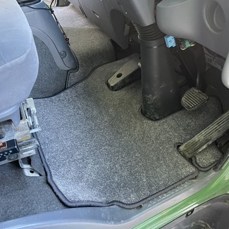 Коврики на Isuzu Forward V широкая кабина 2007 - 2025 в Омске