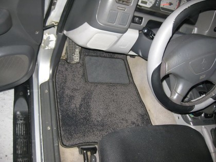 Коврики на Mitsubishi Montero Sport I 1996 - 2008 в Омске