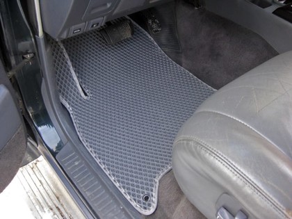 Коврики на Toyota Land Cruiser 80 1990 - 1997 в Омске