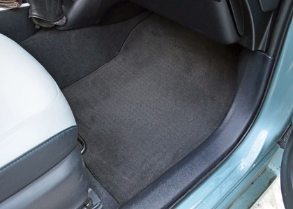 Ворсовые коврики на Toyota Prius (50) 2015 - 2023 в Омске