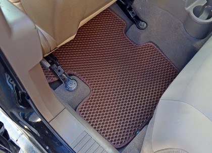 Ворсовые коврики на Jeep Liberty (MK74) 2006 - 2017 в Омске