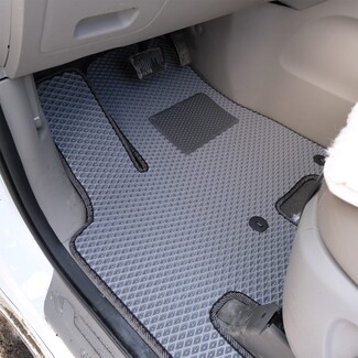 Ворсовые коврики на KIA Carnival III 7 мест 2014&nbsp;-&nbsp;2021 в Омске