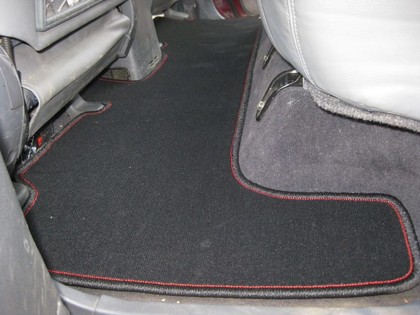 Коврики на Toyota Land Cruiser 80 1990 - 1997 в Омске