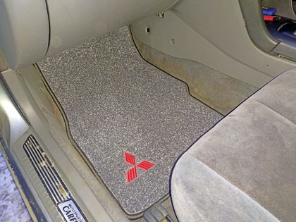 Ворсовые коврики на Mitsubishi Galant VIII 1996 - 2005 в Омске